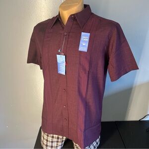 Haggar Cool 18 Tec Mens Medium Button Down Short Sleeve Wine/Burgundy NEW